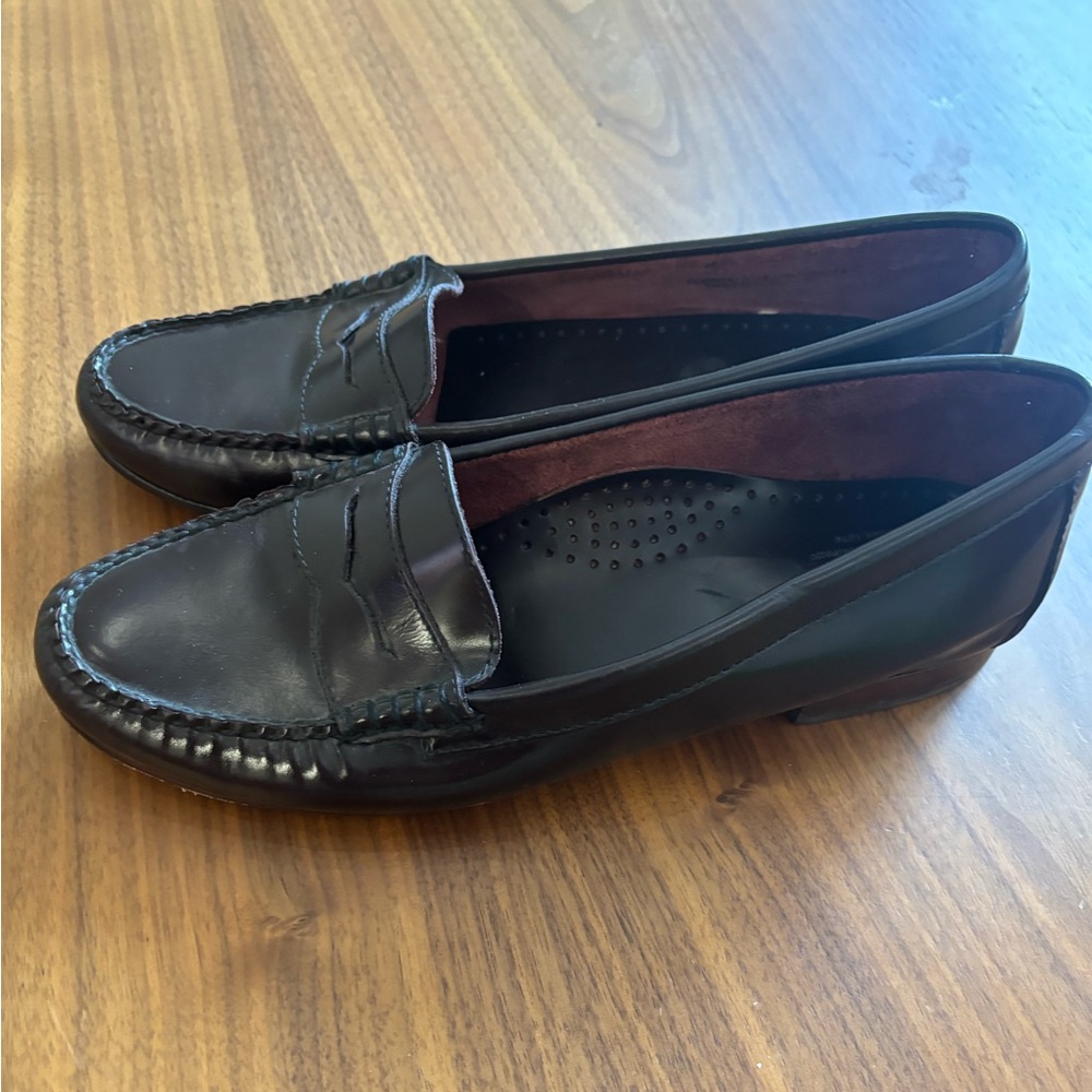 G H Bass Viviana II Loafers Burgundy 9 N